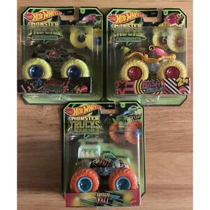 Hot Wheels Monster Trucks Glow In The Dark Lot Of 3, 2024 Mattel, NIB‎